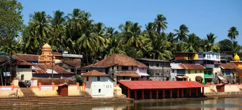 Koti Teertha lake, Gokarna